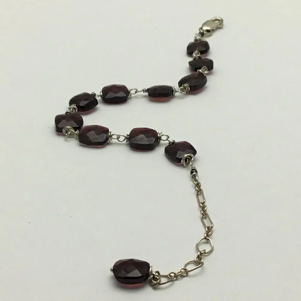 NWOT Artisan 930 Argentium® Sterling Silver Cushion Natural‎ Garnet Bracelet